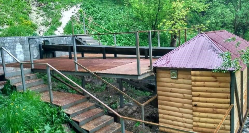 Дорожка к роднику «Белый колодец» в центре Брянска будет восстановлена уже на этой неделе - Соболевская