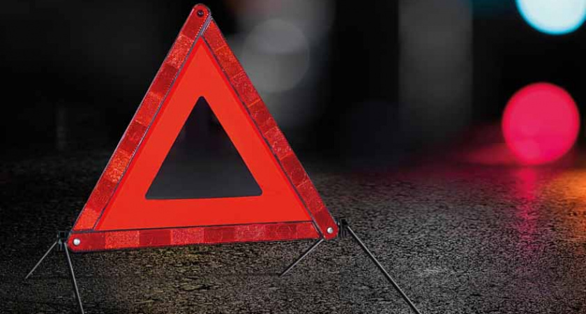 Ночное ДТП-«перевёртыш» в Севске: иномарка улетела в кювет, два человека госпитализированы