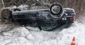 На трассе «Брянск-Смоленск» в кювет улетел с переворотом BMW