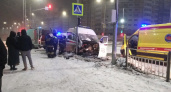 В Брянске Mercedes протаранил «скорую». Травмированы три человека