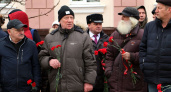День космонавтики в Брянске отметили цветами к памятнику Юрию Гагарину