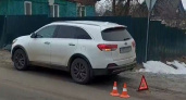 В Брянске на Бежицкой иномарка сбила на обочине двух девочек-подростков