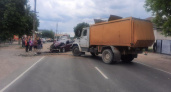 В Климово КамАЗ не пропустил иномарку, водитель легковушки госпитализирован