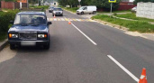 В Навле на переходе пожилой водитель сбил женщину и 4-летнюю девочку. Обе госпитализированы