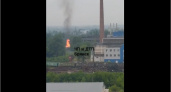 Эффектный пожар на стальзаводе в Брянске объяснили «возгоранием отходов тары»