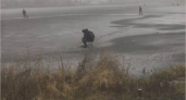 Первые брянские любители зимней рыбалки нашли лёд, чтобы выйти на него