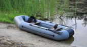 Клинцовская полиция через суд забрала себе у местного рыбака резиновую лодку
