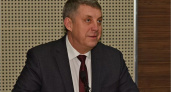 Forbes включил брянского губернатора в сотню  госслужащих с самыми высокими доходами