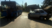 В Брянске цыганская «девятка» протаранила пассажирский автобус маршрута №9