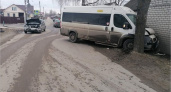 В Брянске госпитализированы с переломами двое очень пожилых пассажиров маршрутки