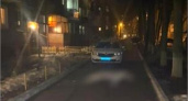 В Брянске пьяный водитель насмерть сбил во дворе пятиэтажки пожилую женщину