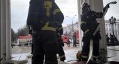 Брянские пожарные «потушили» условно горевший театр драмы
