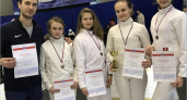 Юные брянские фехтовальщицы привезли бронзу из Саратова