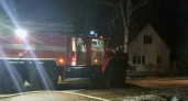 Брянские пожарные спасли женщину из горящего дома в Злынке