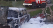 В селе под Комаричами сгорел автомобиль