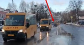 Водитель, встроившийся в колонну автобусов с детьми в Брянске, оштрафован – ГИБДД