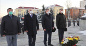 День Героев Отечества в Брянске отметили возложением цветов к Вечному огню