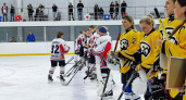 Первый в брянской истории матч между женскими хоккейными командами выиграли спортсменки из Климово