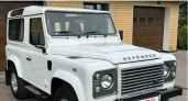 Брянец выставил на продажу 10-летний Land Rover Defender за 12,5 миллиона рублей