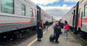 «Повар и официанты опоздали на рейс»: пассажирка поделилась впечатлениями о поездке во флагманском поезде РЖД