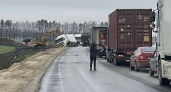 Фура съезала с трассы на объездной дороге Брянска