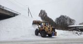 В Брянске полиция и коммунальщики ликвидировали опасную стихийную горку у дороги