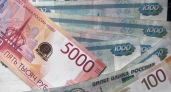 В Брянске двое мужчин пытались украсть 7,5 миллиона рублей на краске для волос