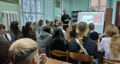 Брянская библиотека провела для студентов техникума «блокадный» патриотический час «Город стойкости и славы»