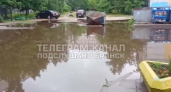 Упавшие деревья, «поплывшие» дороги: в Брянске устраняют последствия вчерашнего разгула стихии