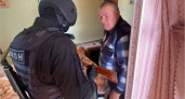 При силовой поддержке ОМОНа брянские росгвардейцы сдали на утилизацию одно старое ружьё