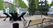 Военный завод в Сельцо оформил городской сквер из отходов собственного производства