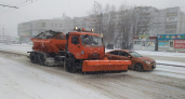 На Брянск обрушился снежный фронт. На дорогах работает снегоуборочная техника