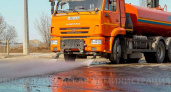 В Брянске начали мыть усыпанные песком улицы