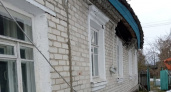 Стена частного жилого дома обрушилась в Брянске