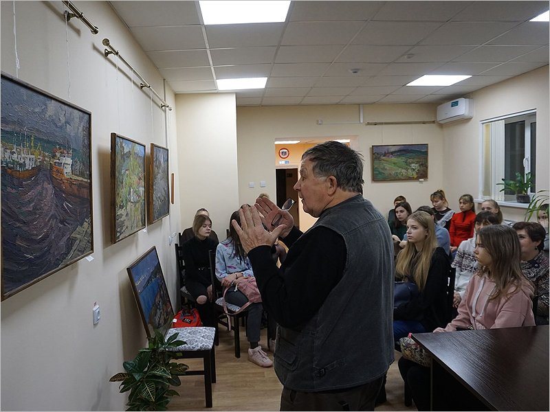 Проект «Галерея театра кукол»: встреча сварщиков и художников с живописцем Николаем Борисенко