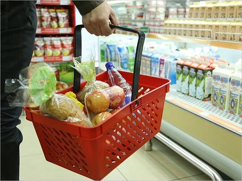 Брянская продуктовая корзина в августе подешевела до 5540 рублей