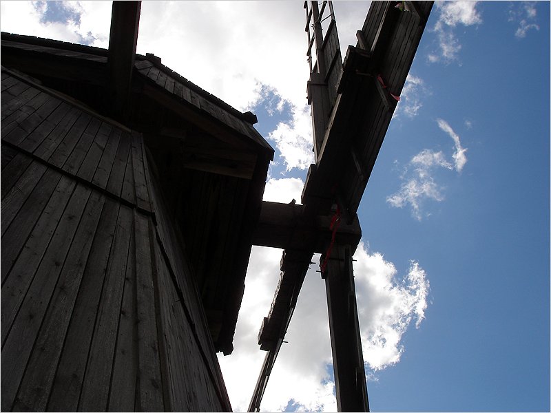 В последний день января в Овстуге торжественно откроют отремонтированную ветряную мельницу