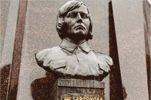 К 75-летию Победы в Белых Берегах откроют мемориал Валентины Сафроновой