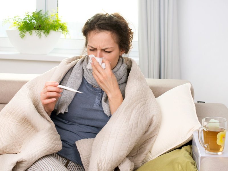 В Брянской области продолжается карантин по гриппу и ОРВИ. Эпидпорог превышен на 20,7%