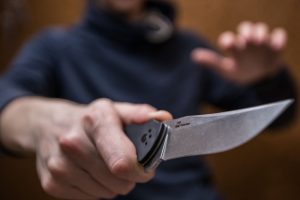 Житель Брянска в пьяной ссоре убил подругу одним ударом ножа в грудь