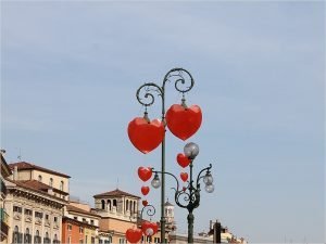 В топ-10 туристических направлений россиян на День святого Валентина входят Армения, Таиланд и родина