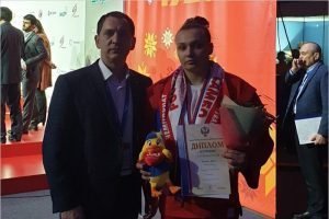 Брянская спортсменка завоевала серебряную медаль на чемпионате России по самбо