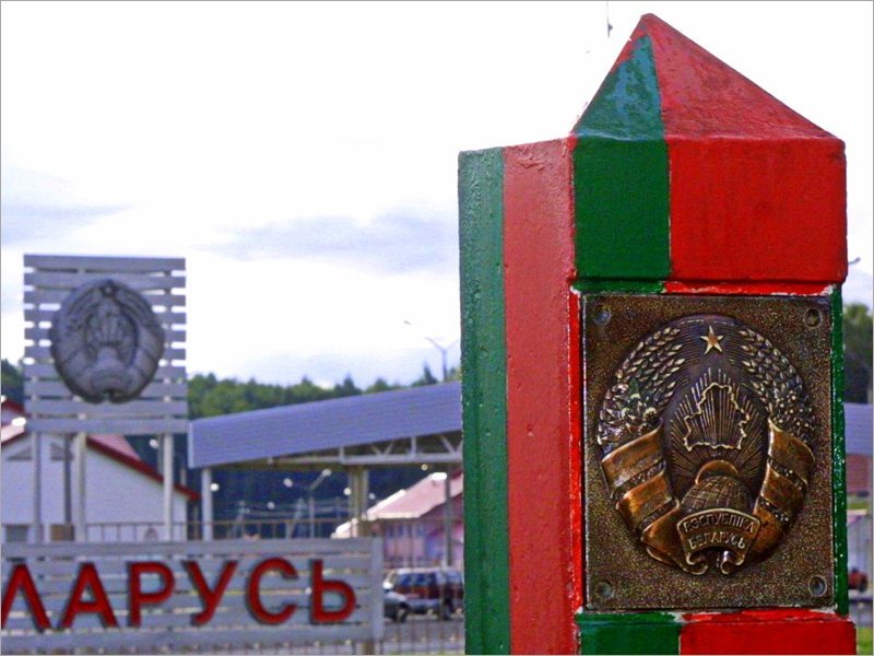 Пограничники задержали в Брянской области за неделю 250 нарушителей со стороны Белоруссии. На полмиллиона рублей