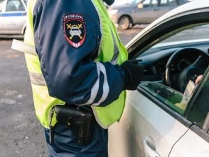 В Брянске автоинспекторы «отловили» 76-летнего водителя, задолжавшего по штрафам ГИБДД 60 тыс. рублей