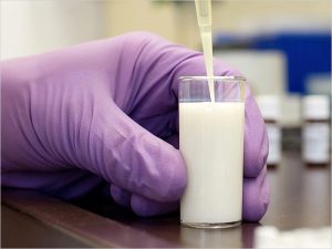 Брянское предприятие «Дятьково-ГМЗ» за некачественное молоко прикрыли на два месяца