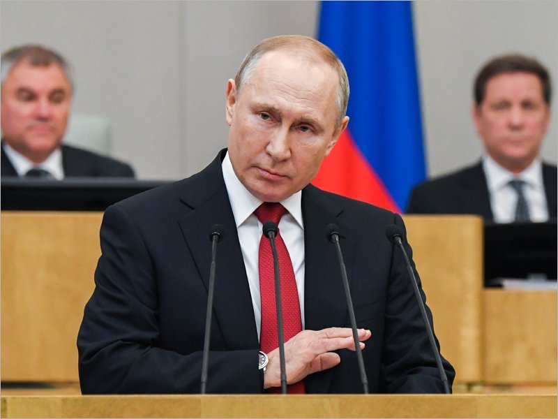 Владимир Путин заявил, что Россия спокойно и достойно пройдет турбулентный период