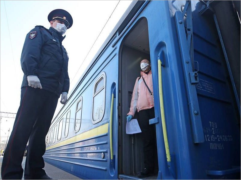 Через Брянск прошли два спецпоезда, вывозящие граждан из Украины и из России