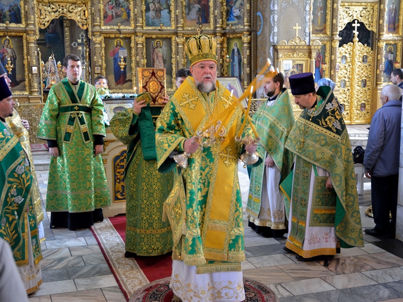 Клинцовский епископ Александр призвал превратить квартиры в «кельи для молитвы»
