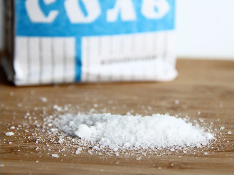 В России начали скупать соль для профилактики COVID-19