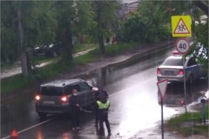 В Брянске  под колёса автомобиля попал пятилетний ребёнок